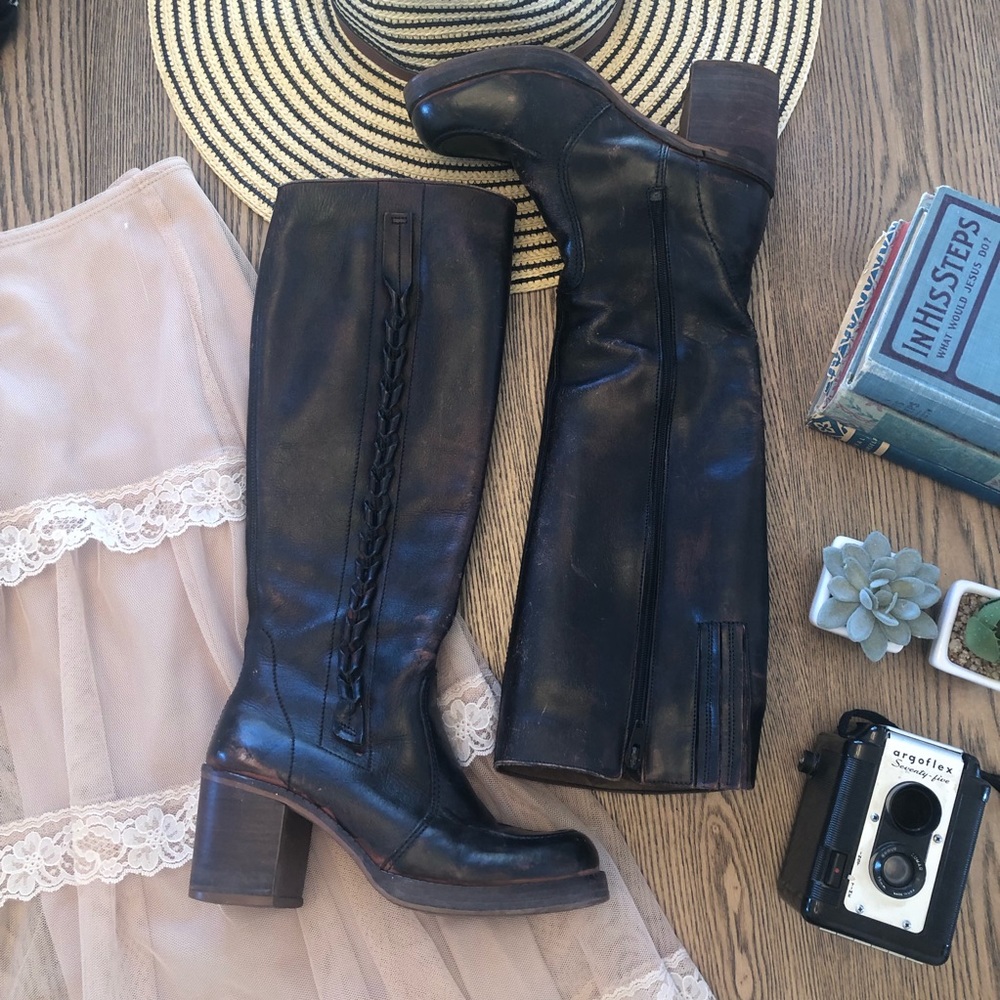 VTG Leather Perfectly Worn Braided Campus Boots